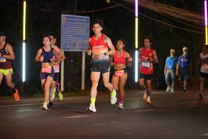 BIB: 128, 25225
                            <button type="button" onclick="openModal(20723010)" class="btn btn-primary btn-sm float-right btn-popup" data-toggle="modal" data-target=".modal-high-quality">
                        <i class="fas fa-shopping-cart"></i> Add to Cart
                    </button>
                                            <button type="button" onclick="isThisMe(20723010, true)" class="btn btn-success btn-sm float-right btn-popup btn-isme hidden" data-toggle="tooltip" data-placement="bottom" title="นี่คือรูปของคุณใช่ไหม คลิกที่นี่เพื่อเอาเข้าอัลบั้ม">
                        <i class="fas fa-plus"></i> Add to album
                    </button>
                    <button type="button" onclick="isThisMe(20723010, false)" class="btn btn-warning btn-sm float-right btn-popup btn-isnotme hidden">
                        <i class="fas fa-ban"></i> Remove from album
                    </button>